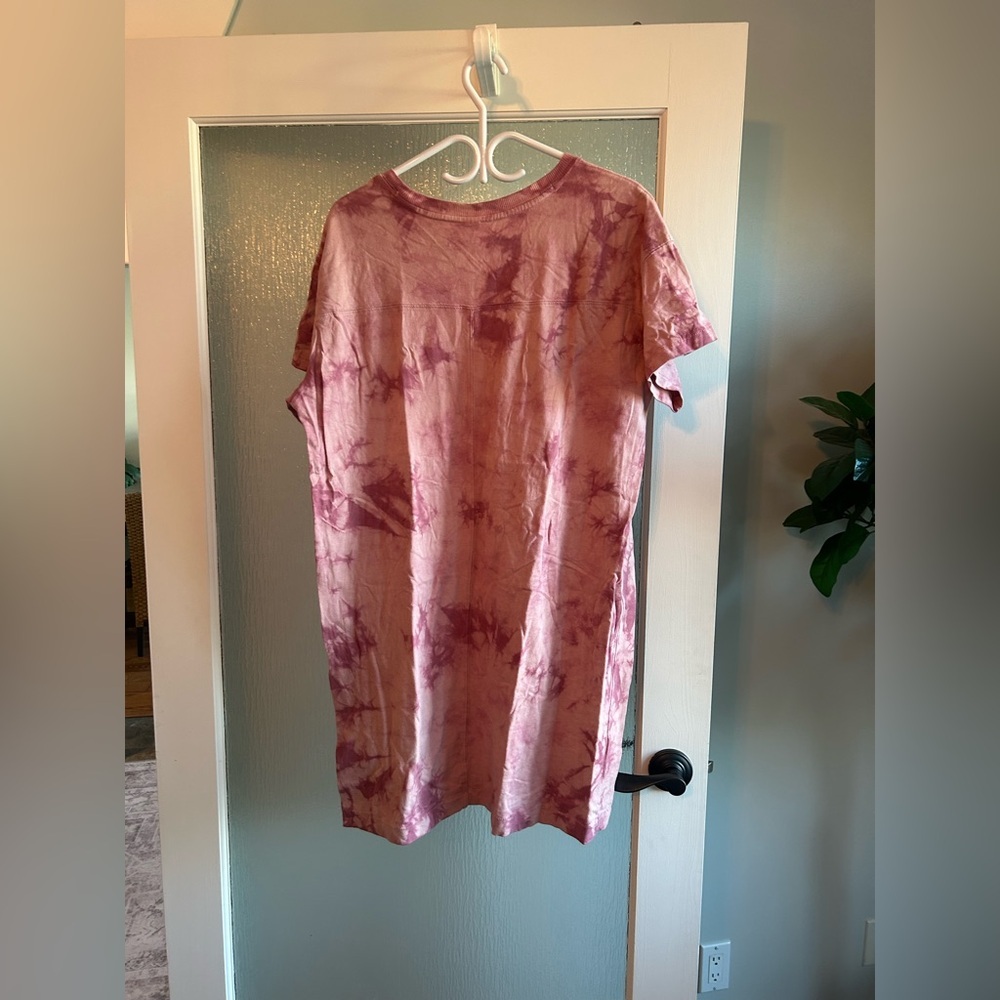 Old Navy Pink Tie-Dye Dress